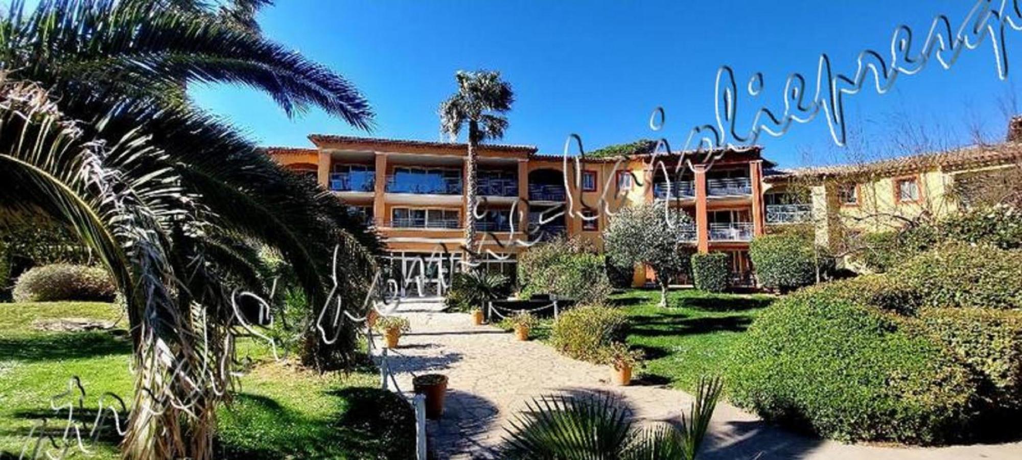 Magnifique Parc de la Presqu'île avec Piscine et Plage face à Porquerolles ! Hyères Exterior foto